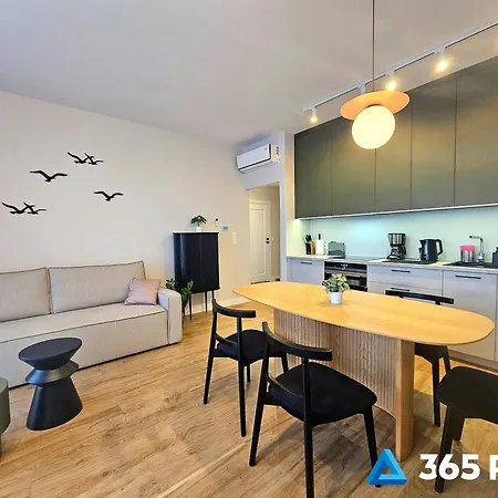 365pam - Wiatrem I Piaskiem - 6-osobowy Z Garazem I Klimatyzacja Przy Morzu * Ustronie Morskie